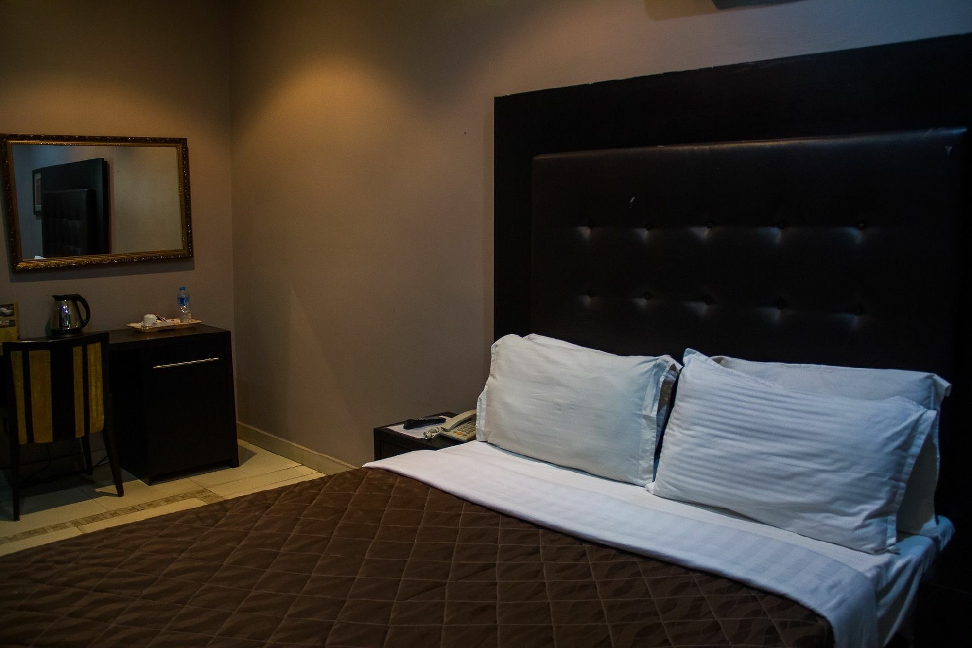 Villa Angelia Boutique Hotel Ikoyi Ngoại thất bức ảnh