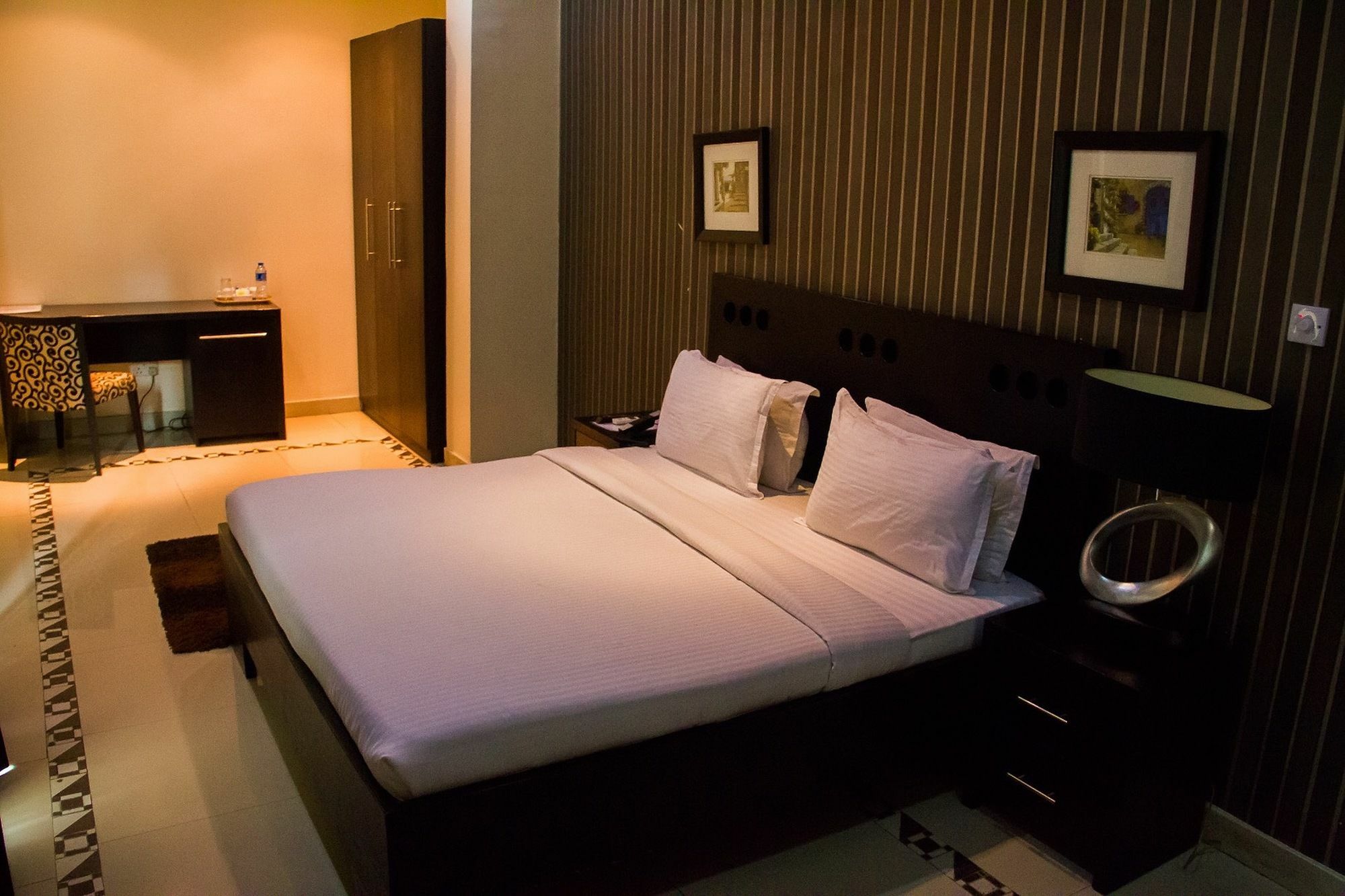 Villa Angelia Boutique Hotel Ikoyi Ngoại thất bức ảnh
