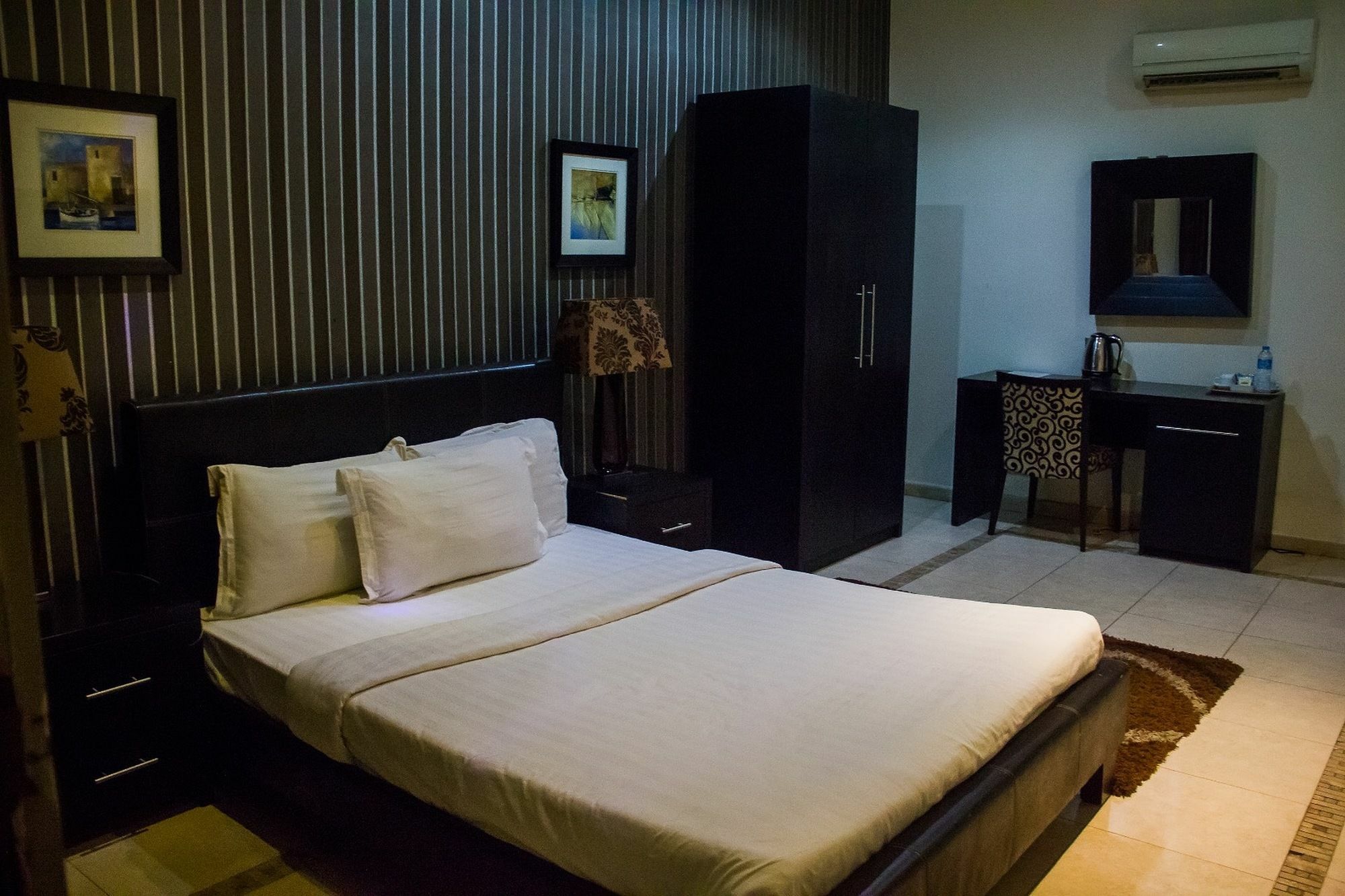 Villa Angelia Boutique Hotel Ikoyi Ngoại thất bức ảnh